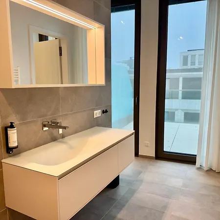 Voya Zenit-luxurious City Apt W Stunning Views & Concierge Apartment *